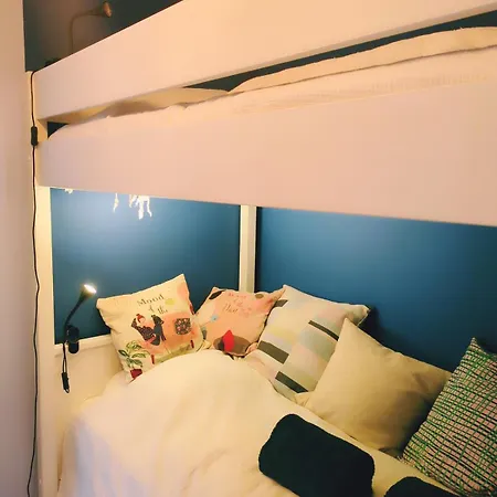 Les Cabines, F3 Avec Terrasse , A 1 Min Apartment *