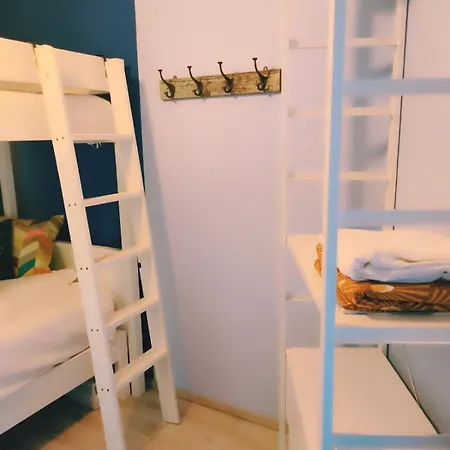 Les Cabines, F3 Avec Terrasse , A 1 Min Apartment *